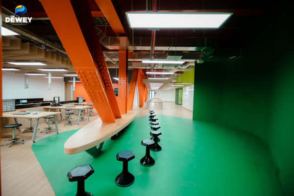xuong-sang-che-Makerspace-03