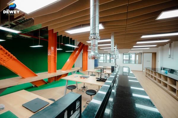 xuong-sang-che-Makerspace-04