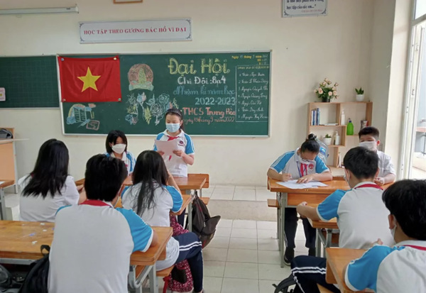 truong-thcs-o-cau-giay-cap-2-trung-hoa