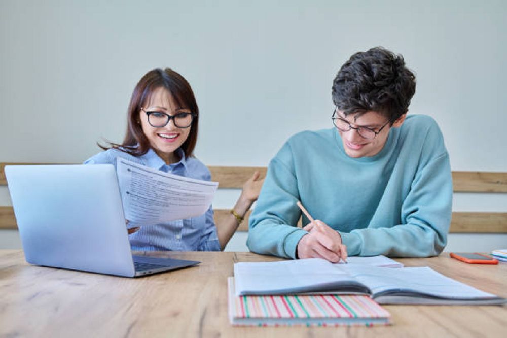 câu bị động thì hiện tại đơn