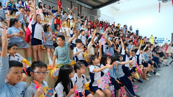 so-sanh-truong-song-ngu-va-quoc-te