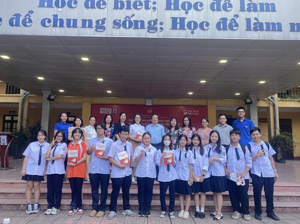 truong-cap-3-tay-ho-co-tot-khong