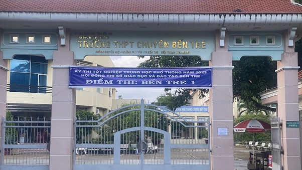 truong-thpt-dep-nhat-viet-nam-chuyen-ben-tre